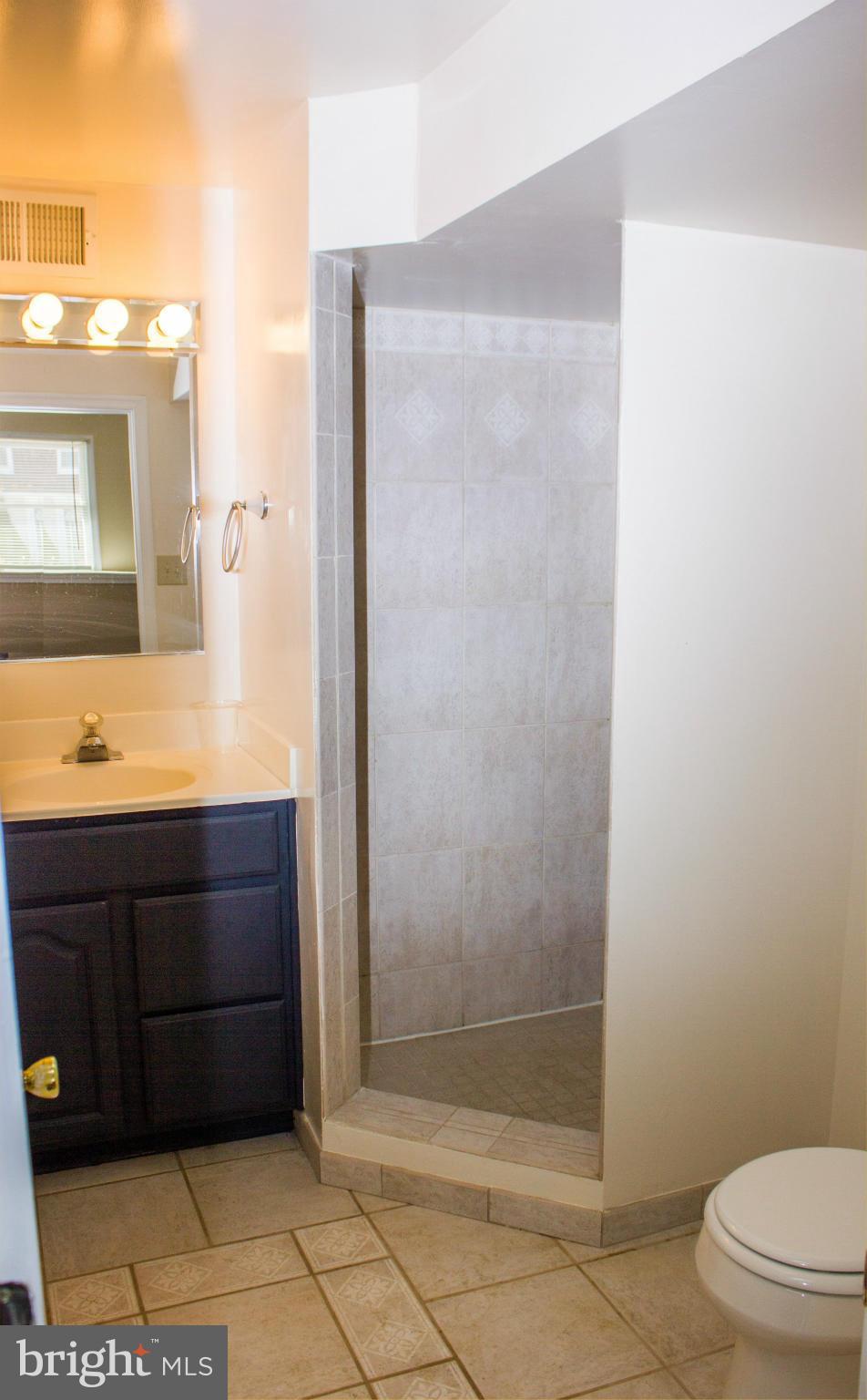 BURKE CENTRE - Residential Lease