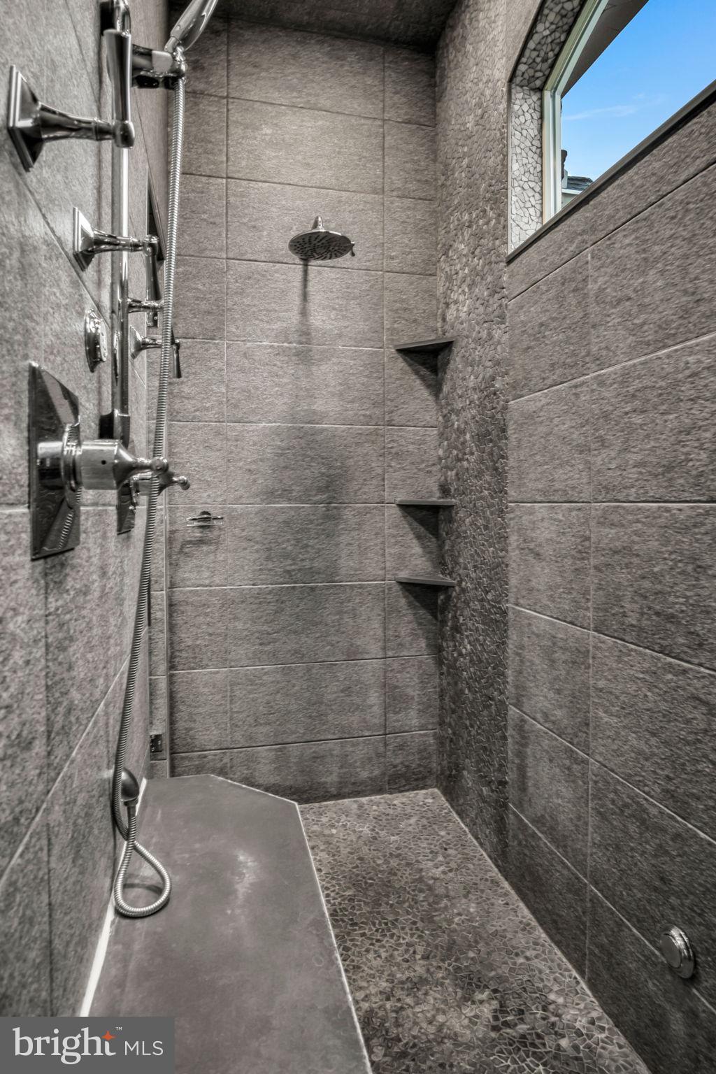 FAIRVIEW TWP - Residential