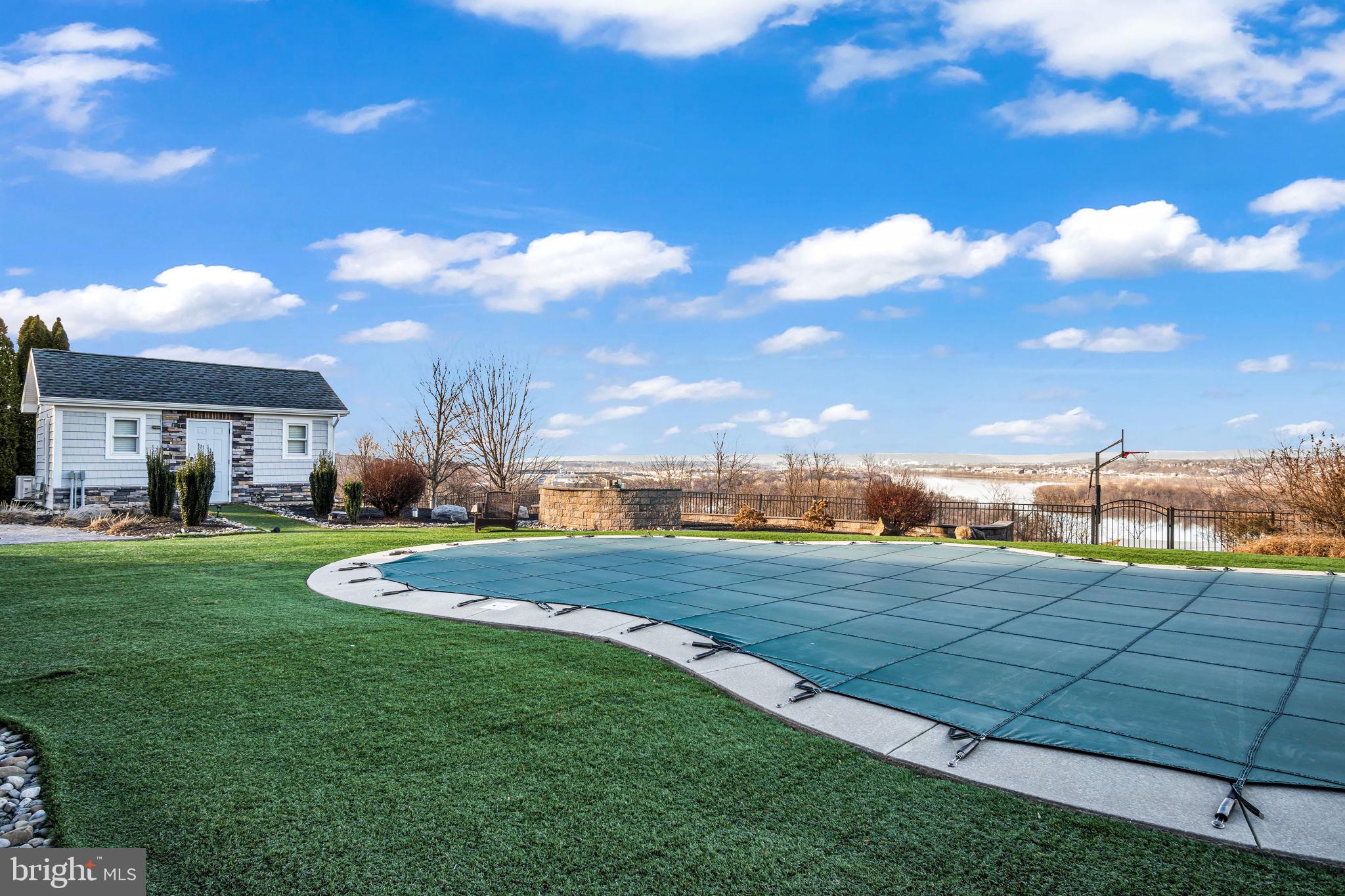 FAIRVIEW TWP - Residential