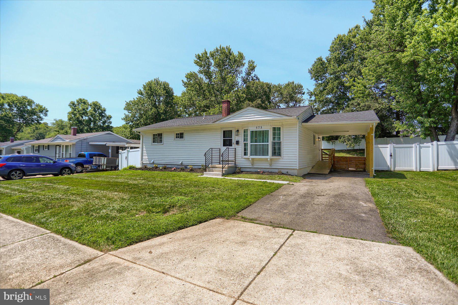 573 RITA DRIVE