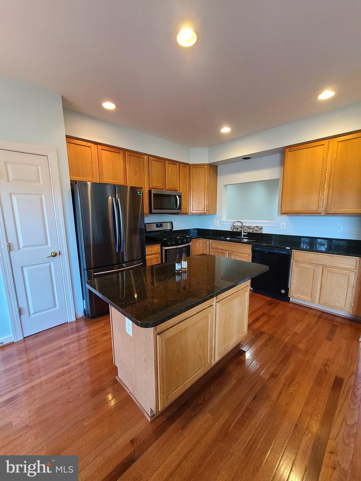 PRINCE WILLIAM COMMONS - Residential Lease