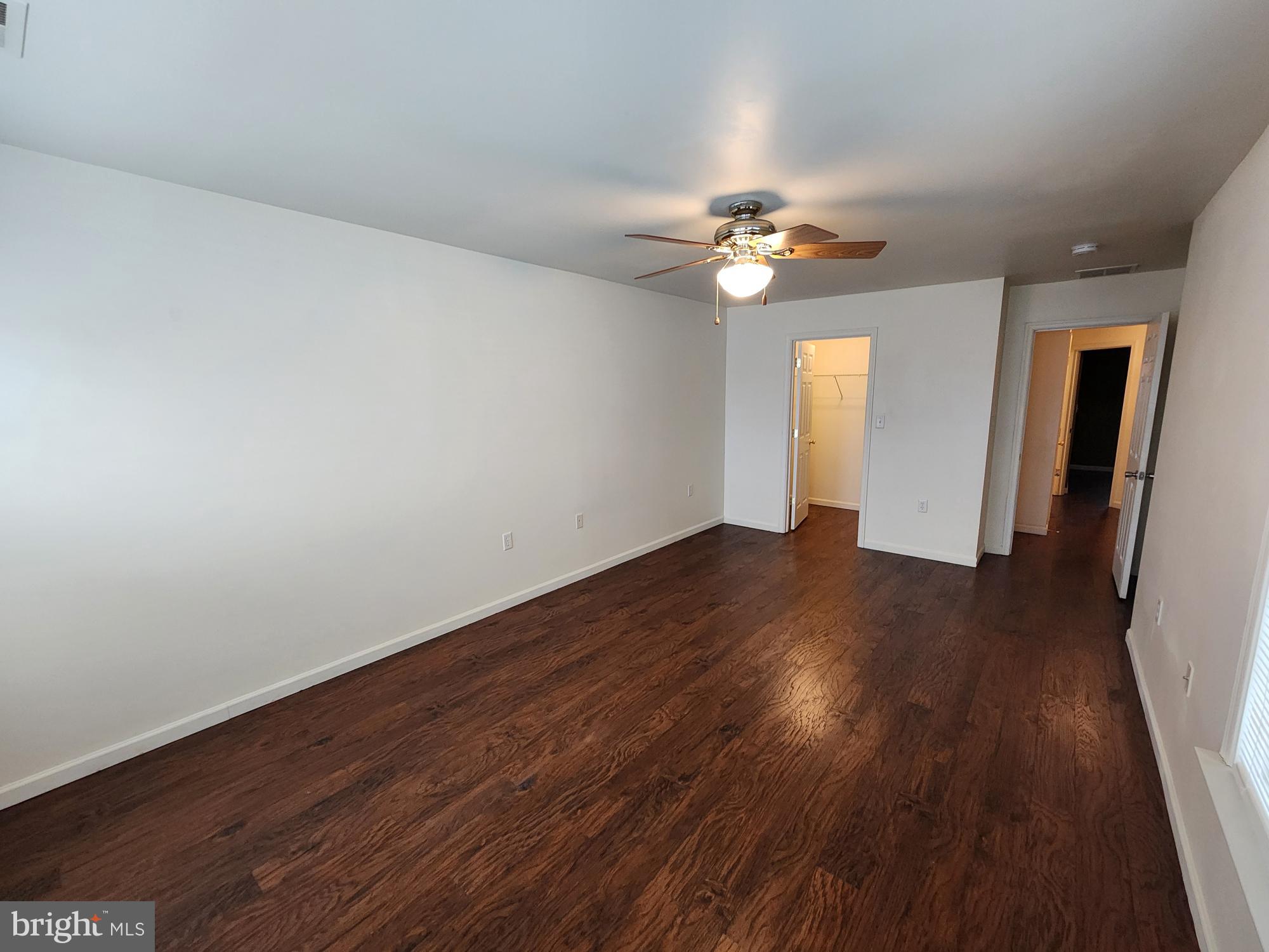 MANOR PARK - Residential Lease