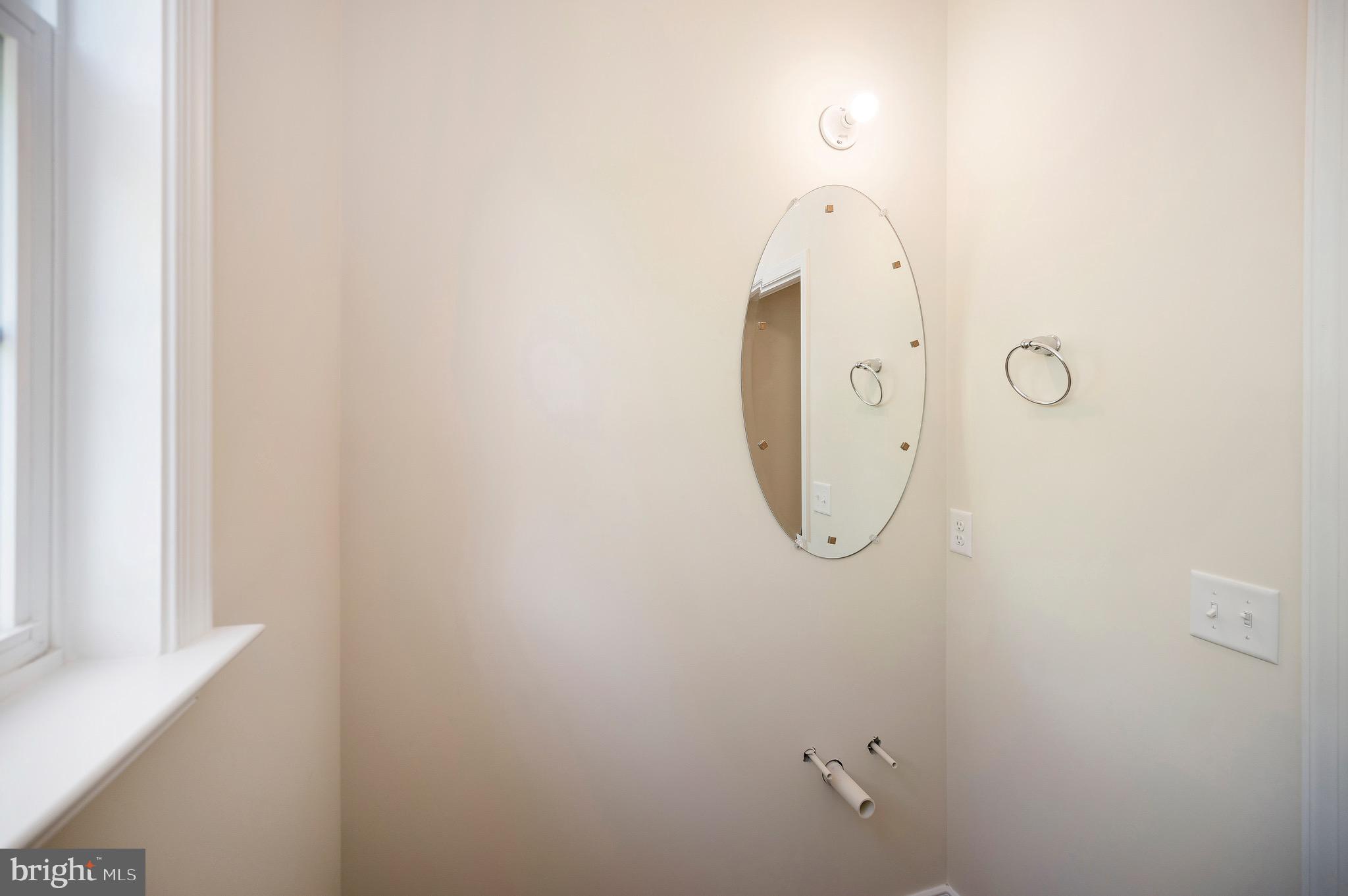 PRESIDENTIAL LAKES - Residential