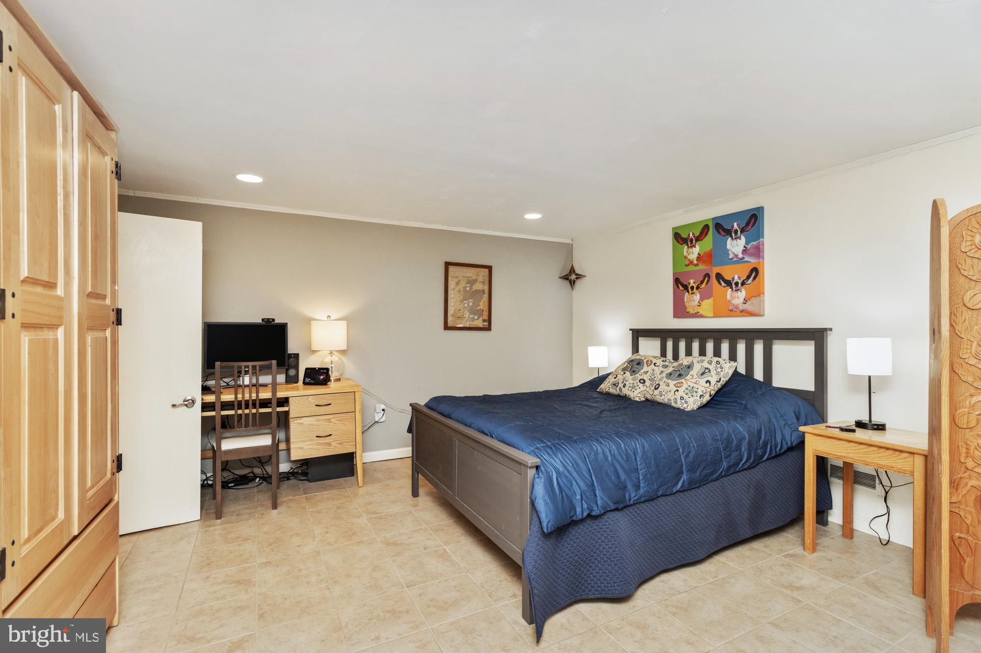 MINE BANK - Residential