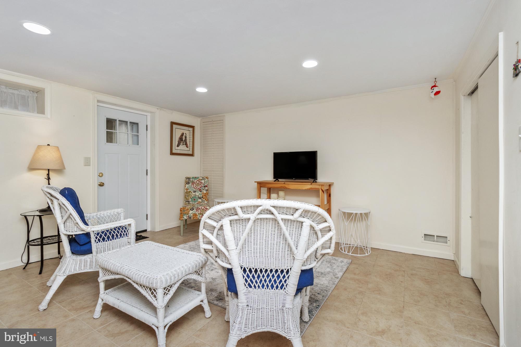 MINE BANK - Residential