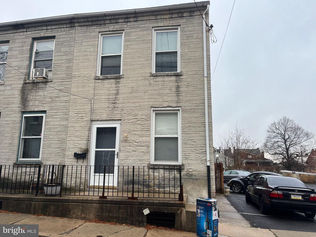 Photo of 468 High Street, LANCASTER, PA 17603 (MLS # PALA2062124)