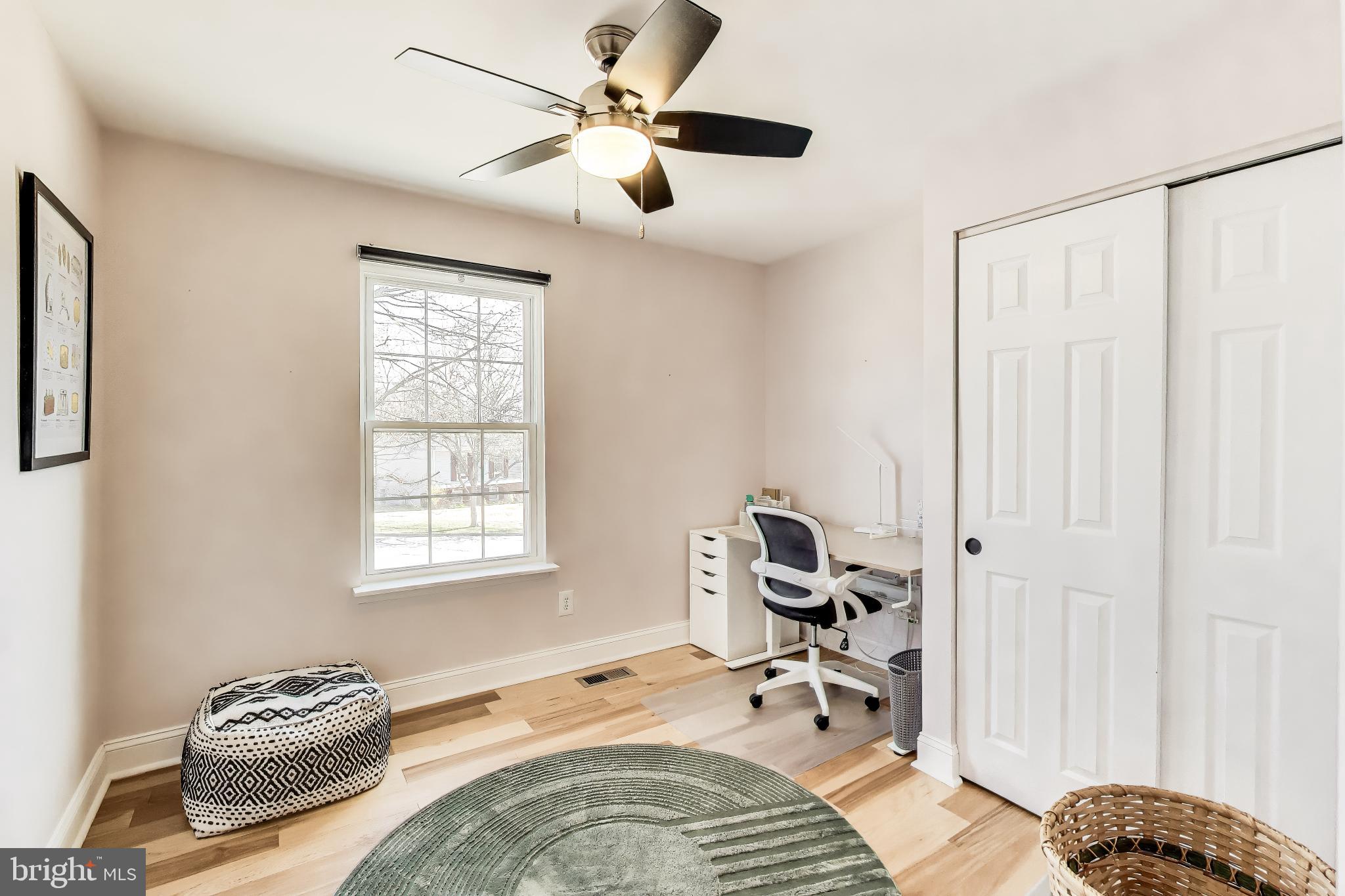 CHEVERLY HILLS - Residential