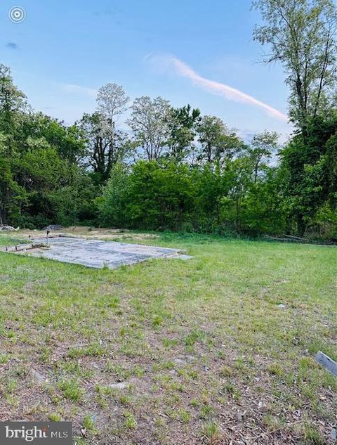 5902 FISHER TEMPLE HILLS MD 20748