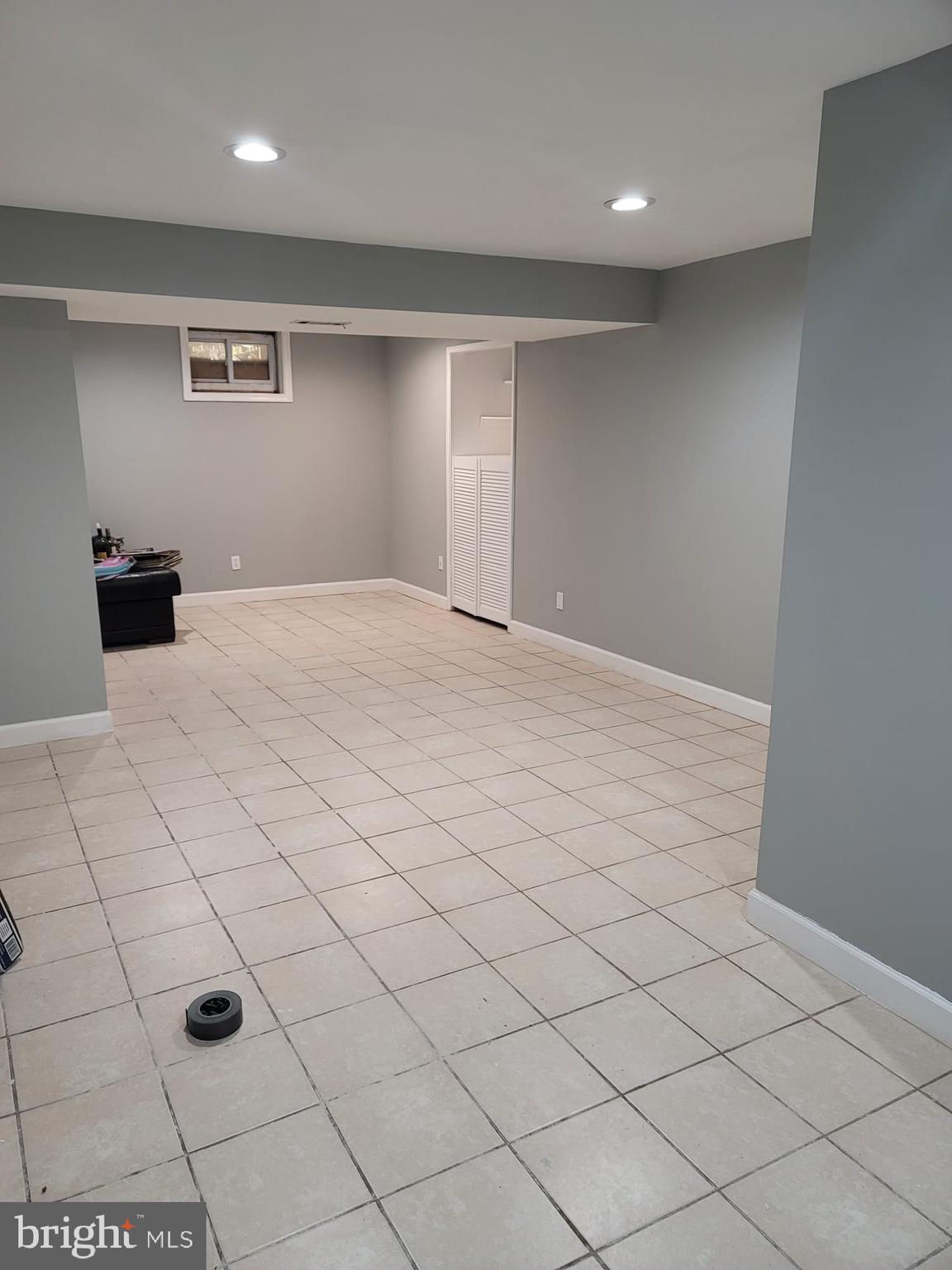 THE STATIONS - Residential Lease