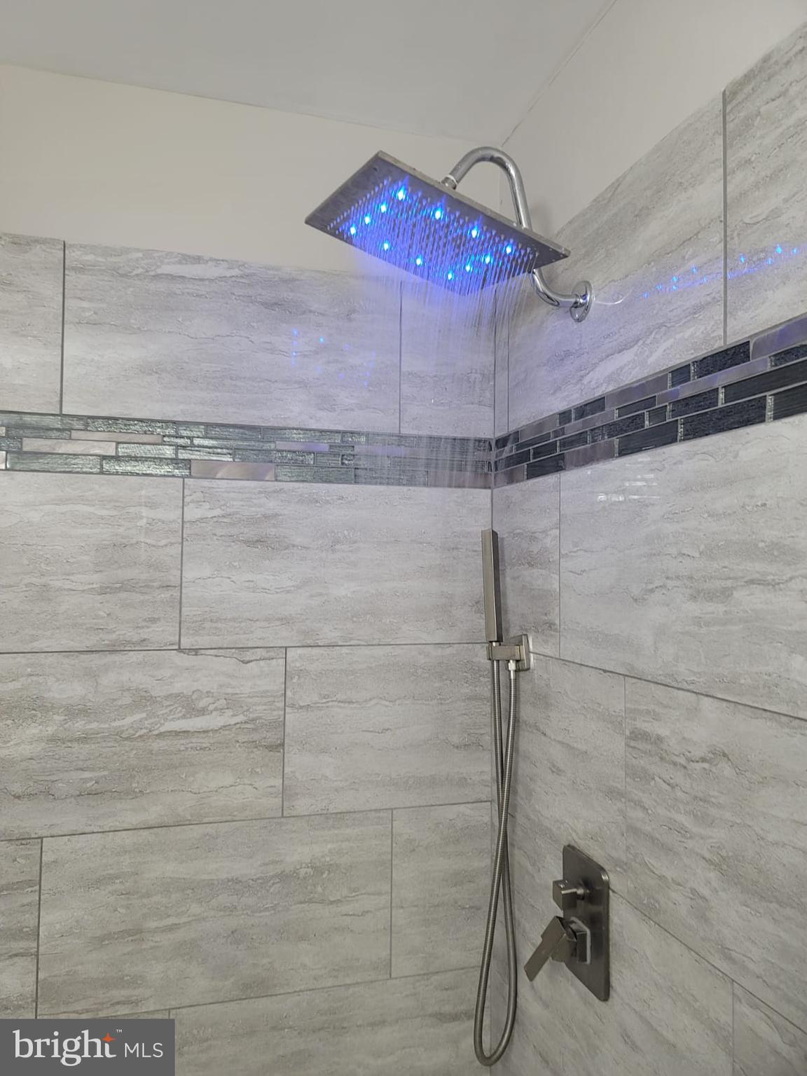 THE STATIONS - Residential Lease