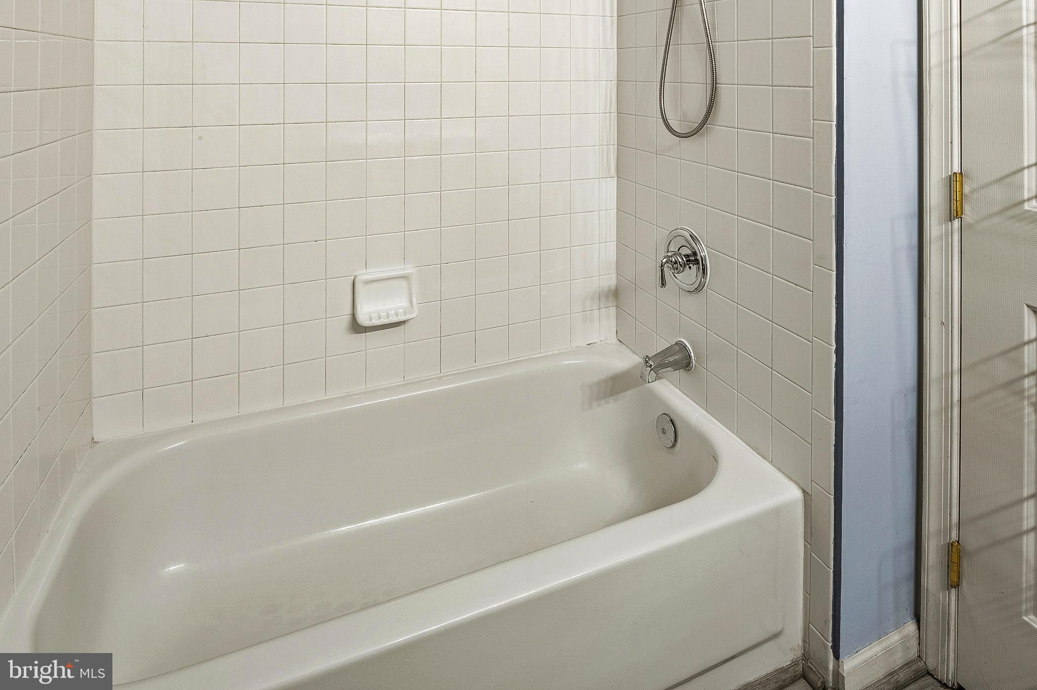 PINEY ORCHARD - Residential