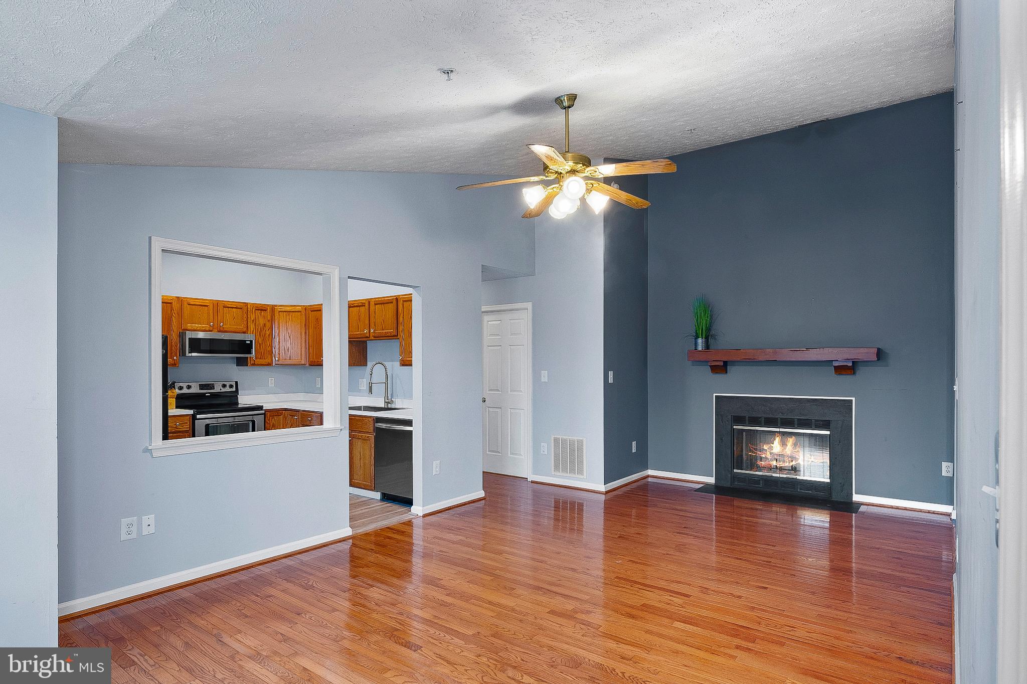 691 WINDING STREAM WAY 301