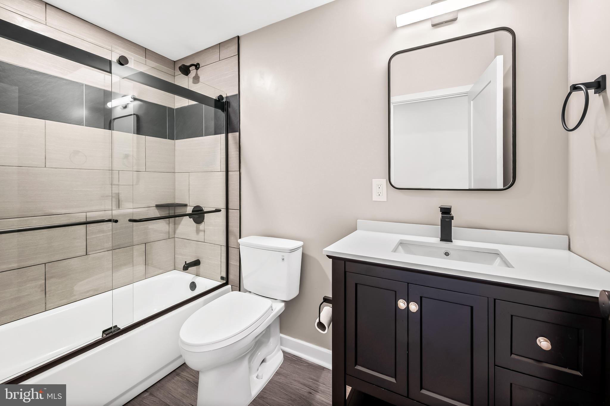 HARWOOD - Residential