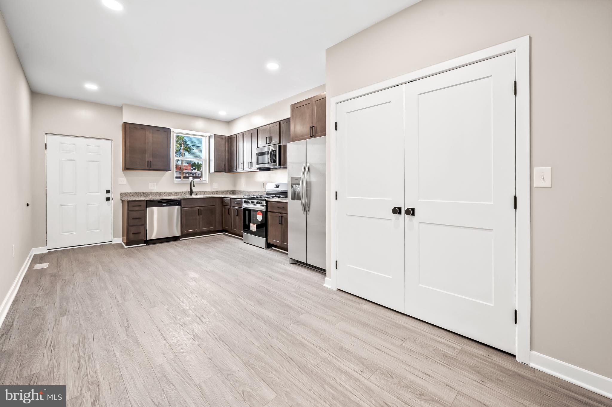 HARWOOD - Residential