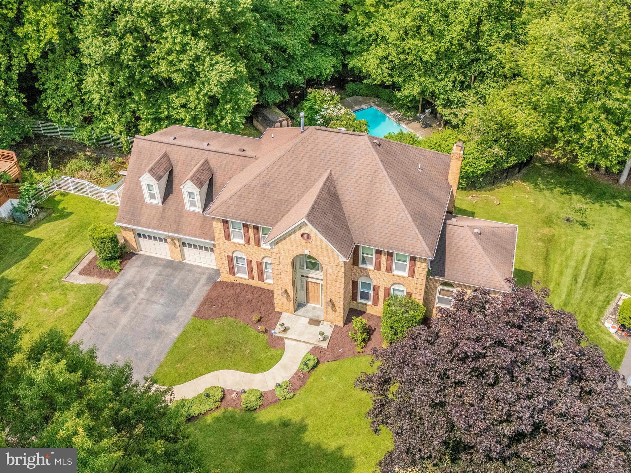 608 SILVERSTONE COURT