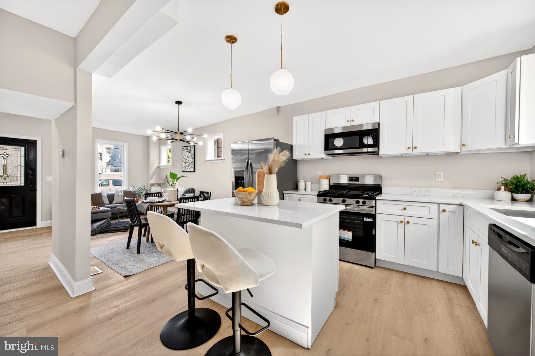 BROAD ACRES - Residential