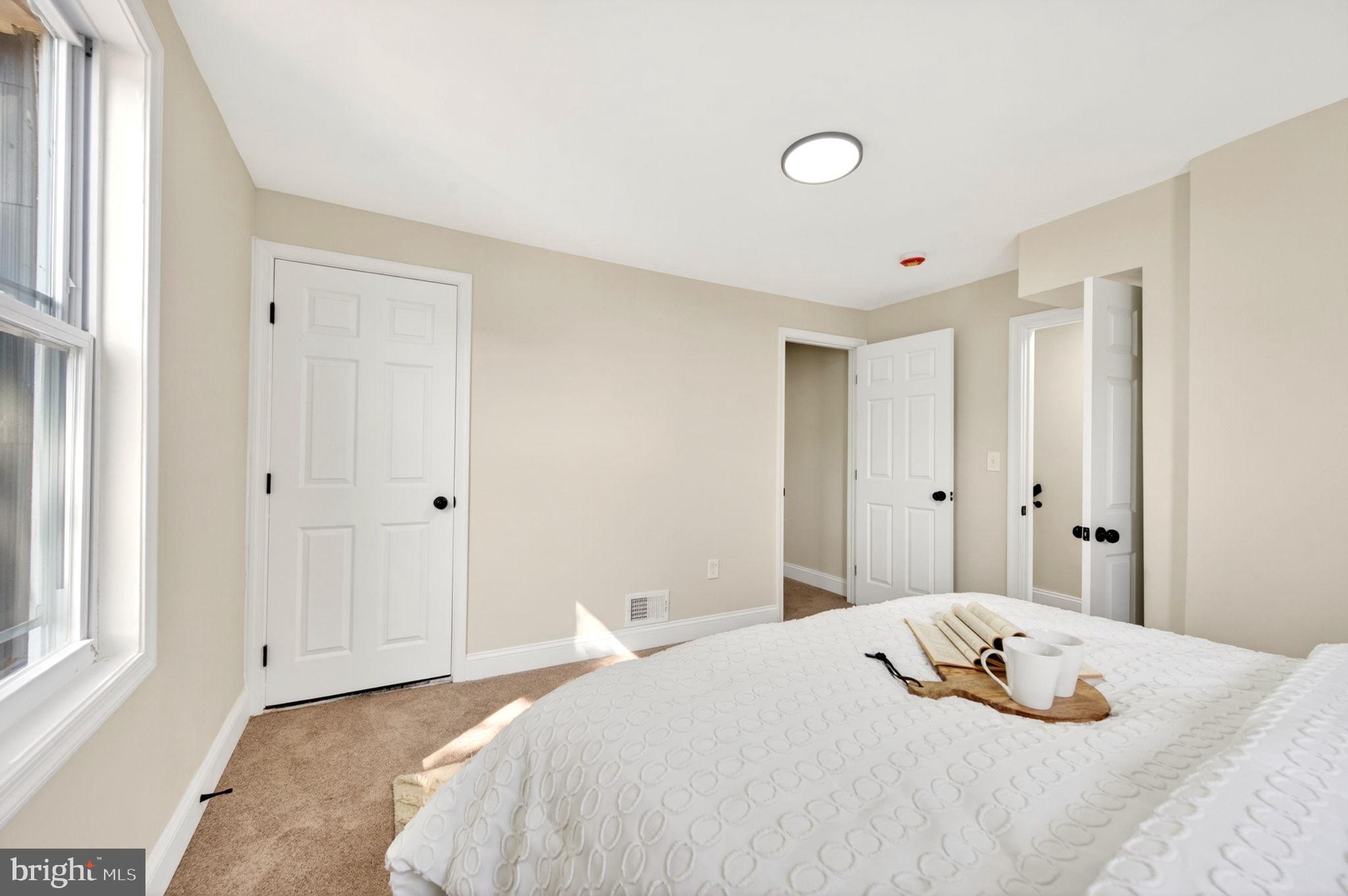 BROAD ACRES - Residential