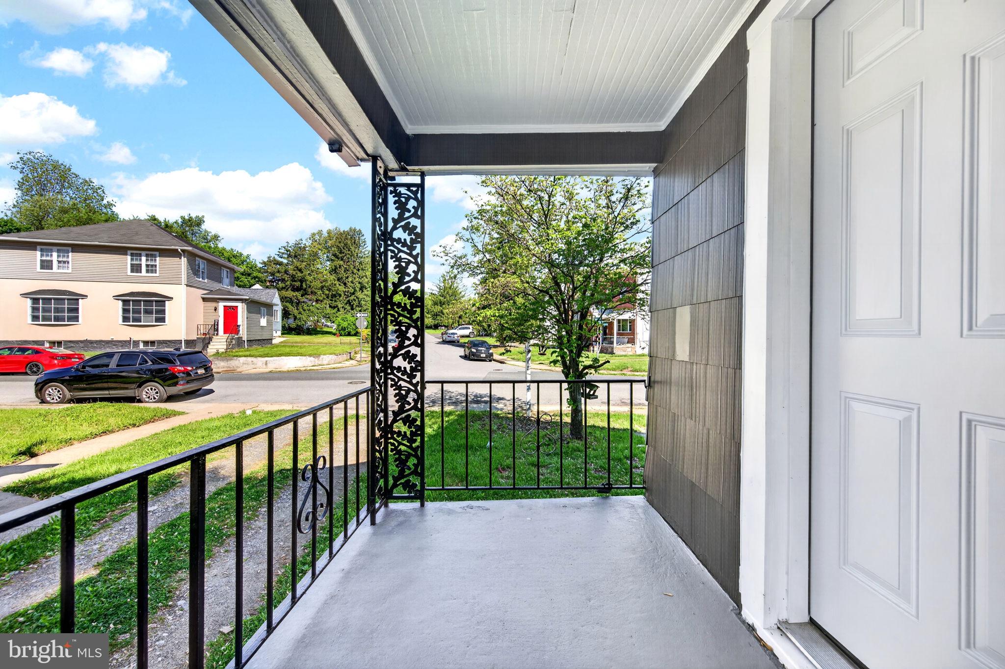 BROAD ACRES - Residential