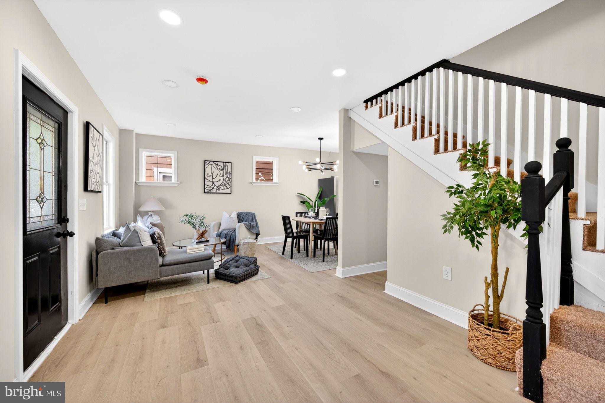 BROAD ACRES - Residential