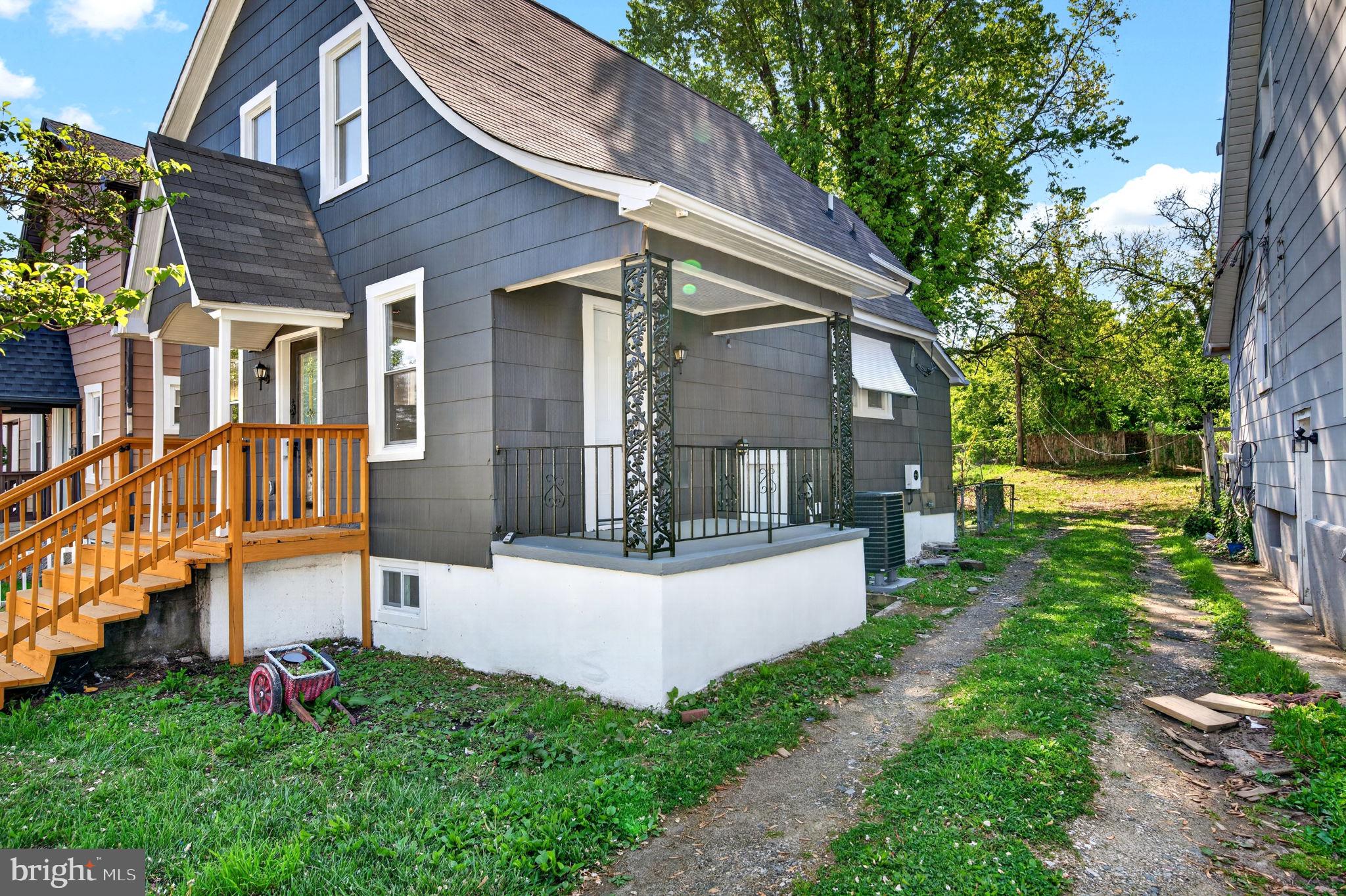 BROAD ACRES - Residential