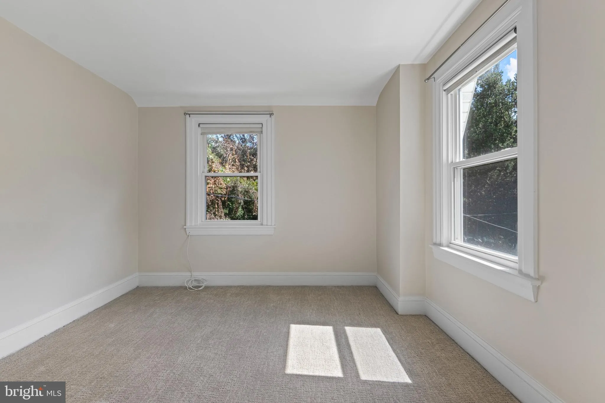 Wayne, Pennsylvania 19087, United States, 3 Bedrooms Bedrooms, ,1 BathroomBathrooms,Residential,Pending,204742