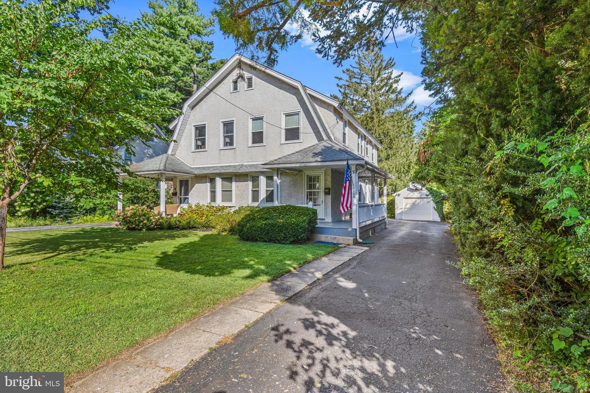 Wayne, Pennsylvania 19087, United States, 3 Bedrooms Bedrooms, ,1 BathroomBathrooms,Residential,Pending,204742