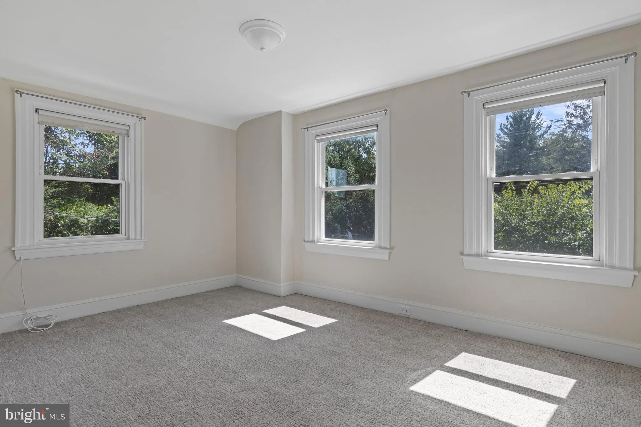 Wayne, Pennsylvania 19087, United States, 3 Bedrooms Bedrooms, ,1 BathroomBathrooms,Residential,Pending,204742