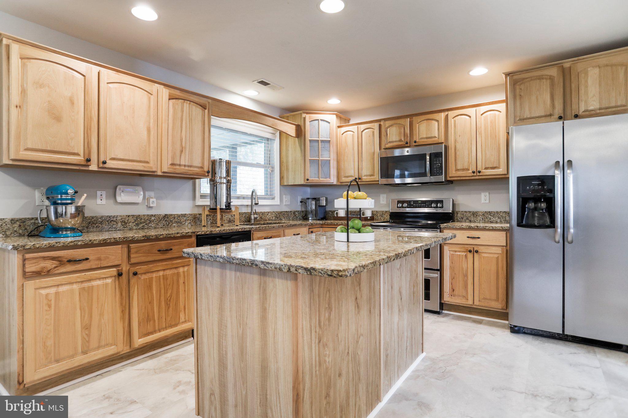 LOCUST HILL - Residential