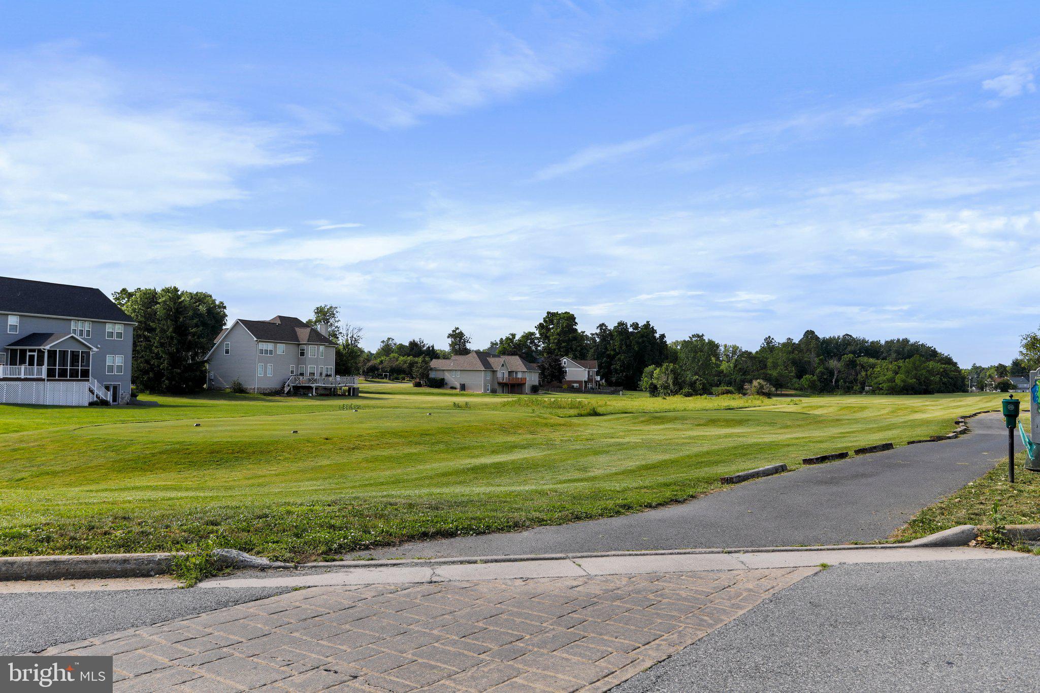 LOCUST HILL - Residential