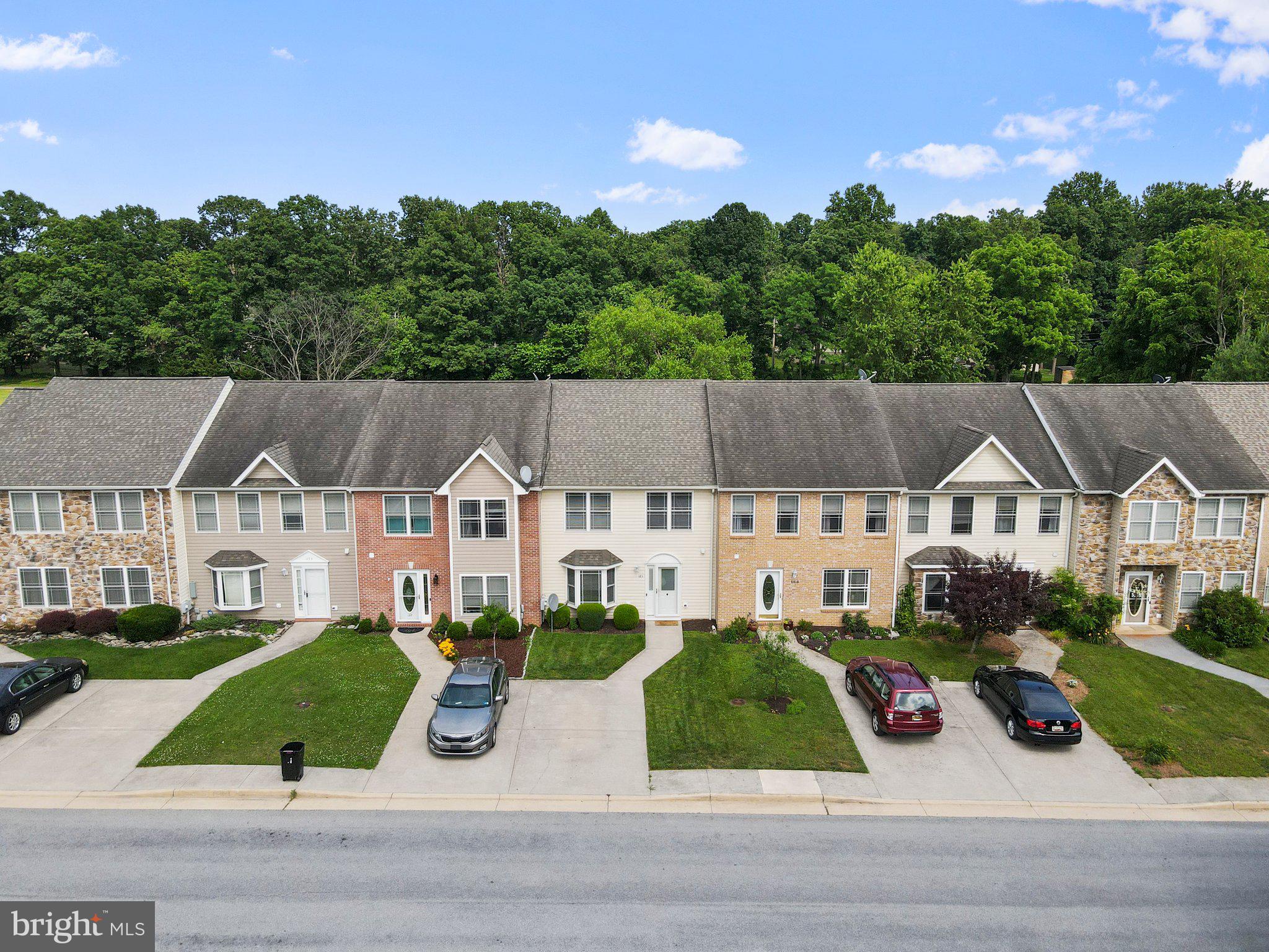 LOCUST HILL - Residential