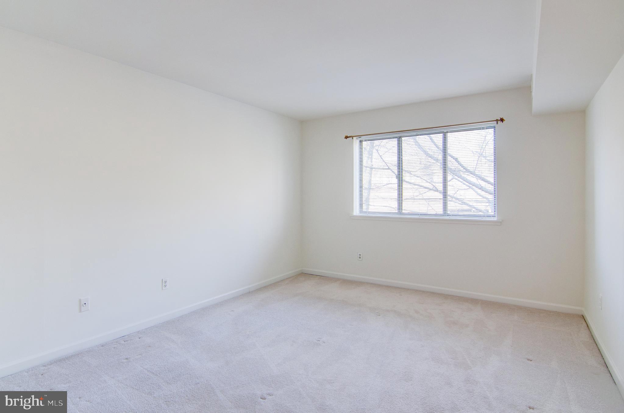 BENTANA PARK - Residential Lease