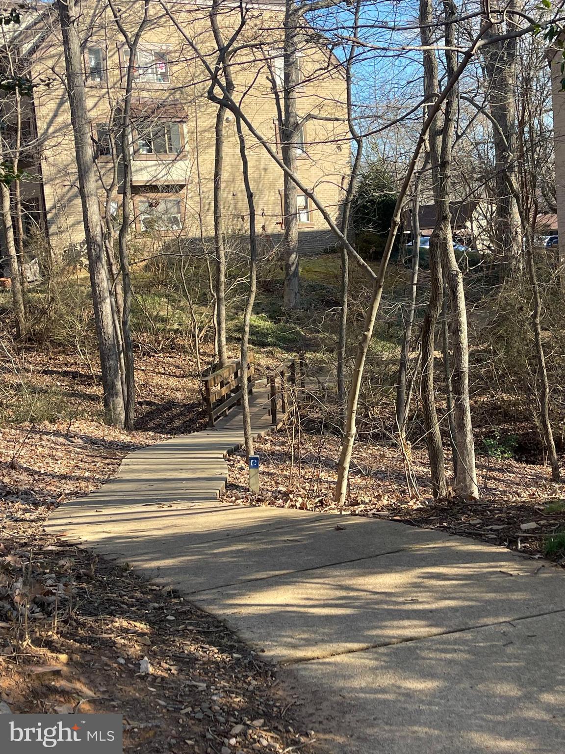 BENTANA PARK - Residential Lease