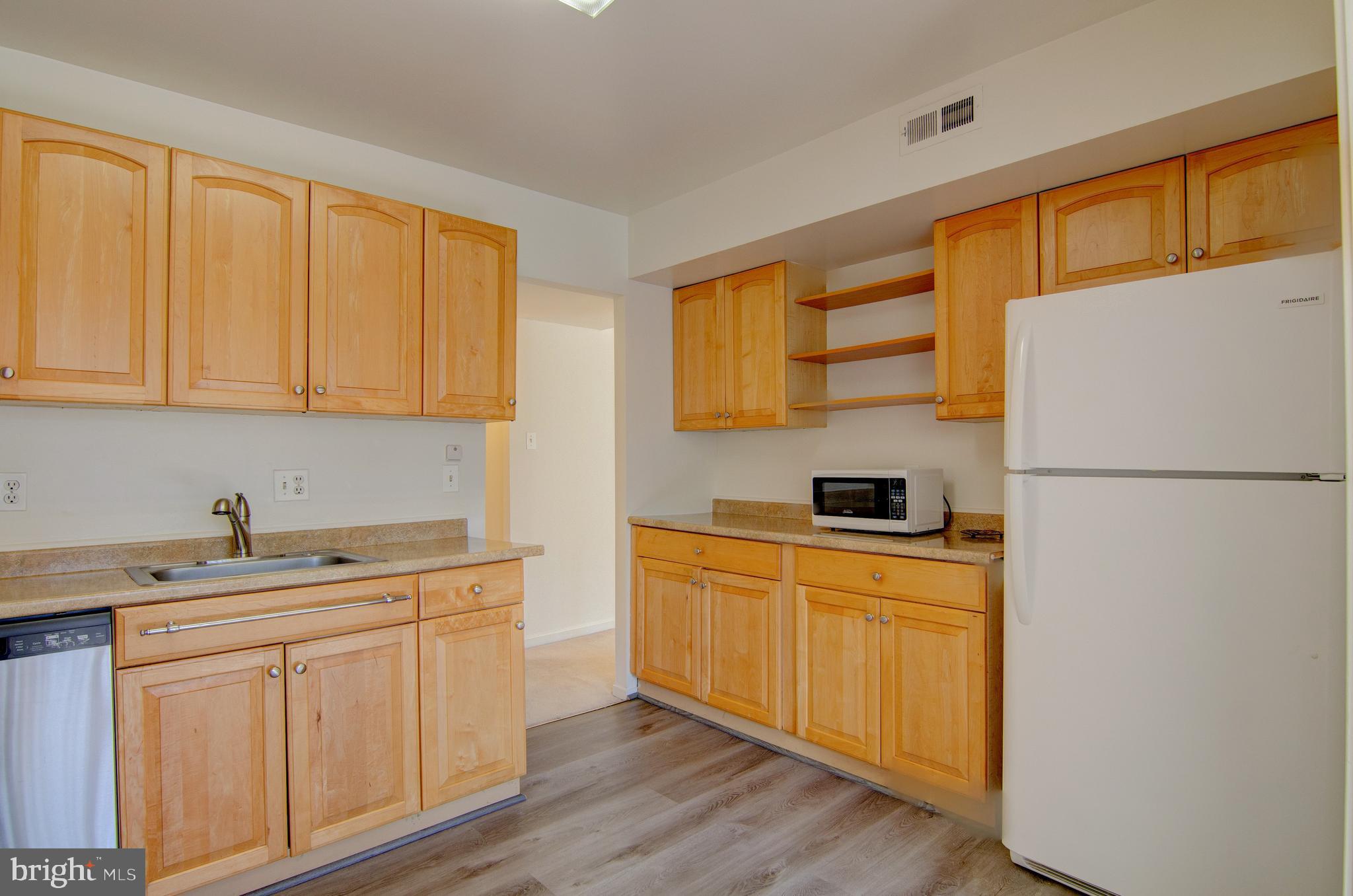 BENTANA PARK - Residential Lease