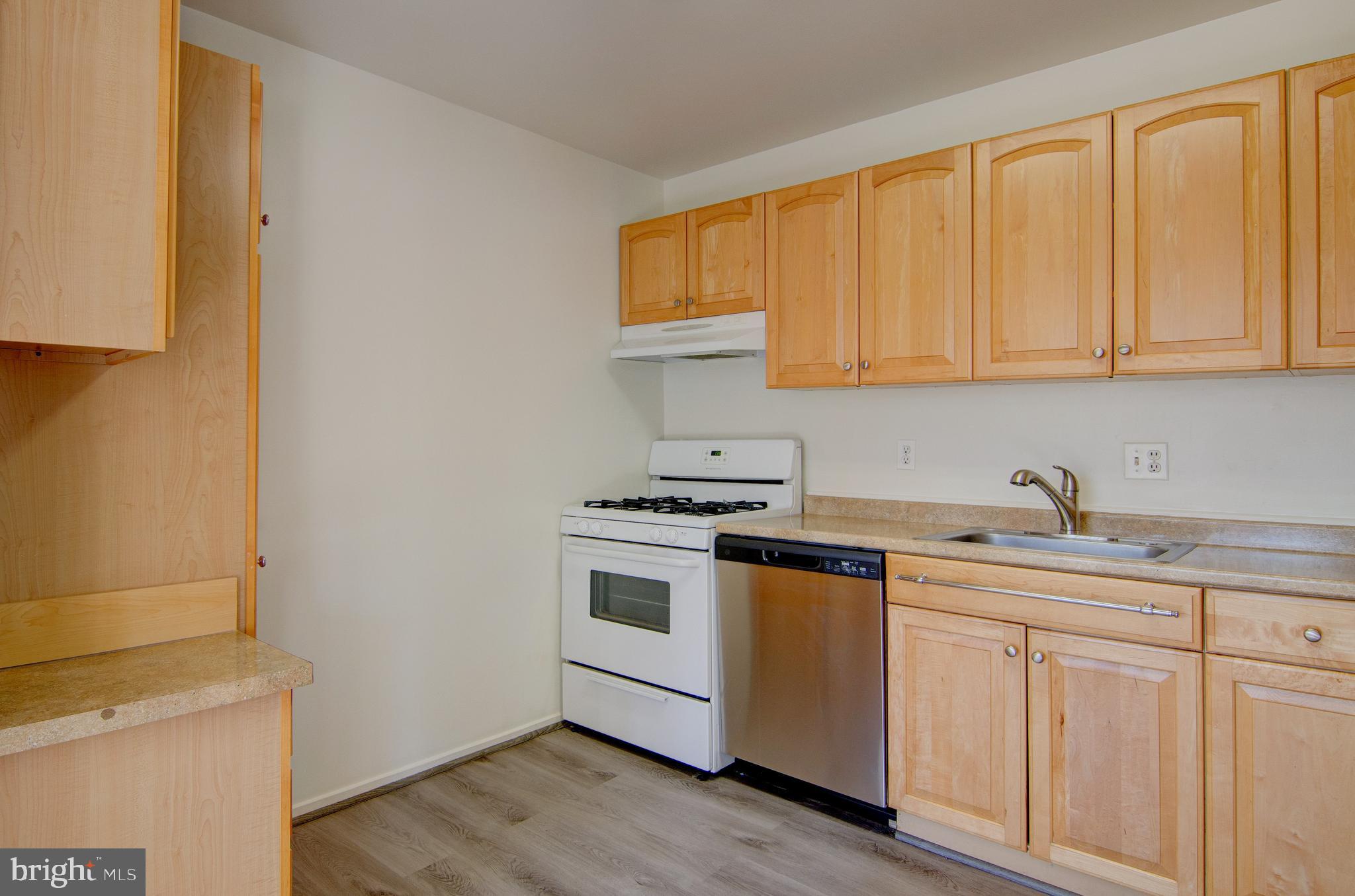 BENTANA PARK - Residential Lease