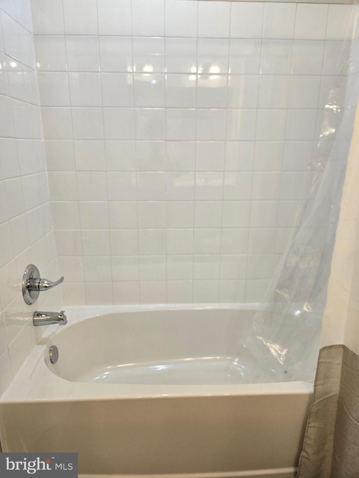 PINTAIL LANDING - Residential Lease