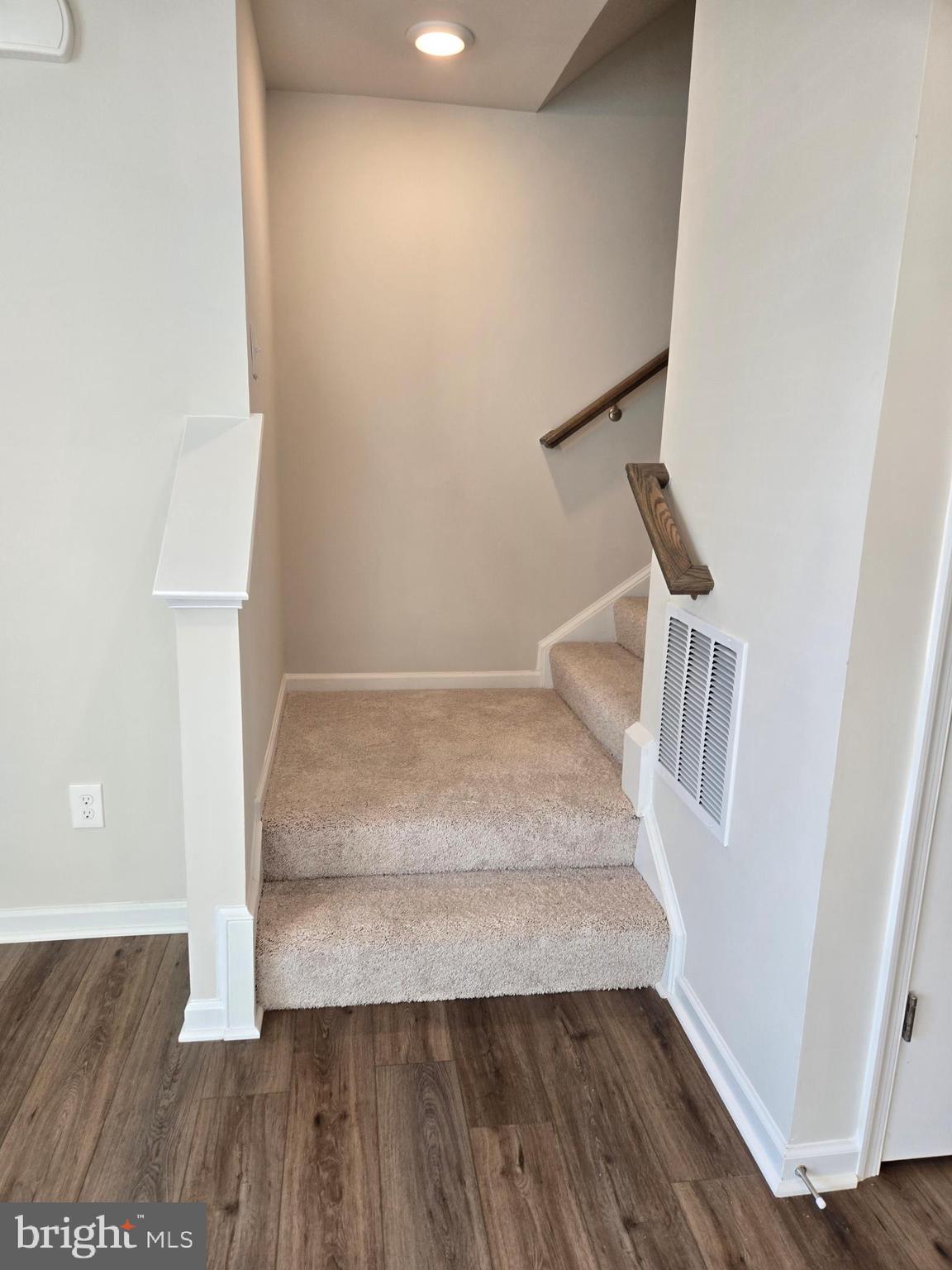 PINTAIL LANDING - Residential Lease