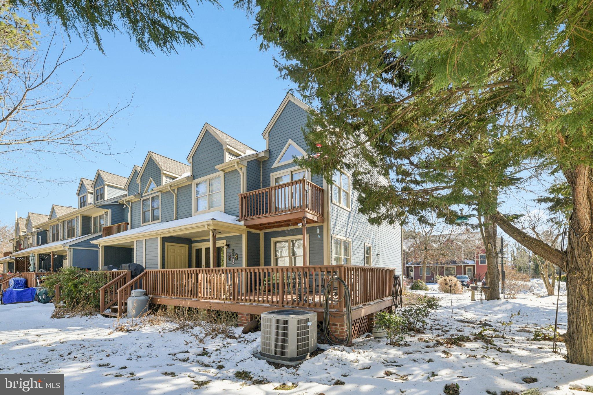 MILL CREEK - Residential