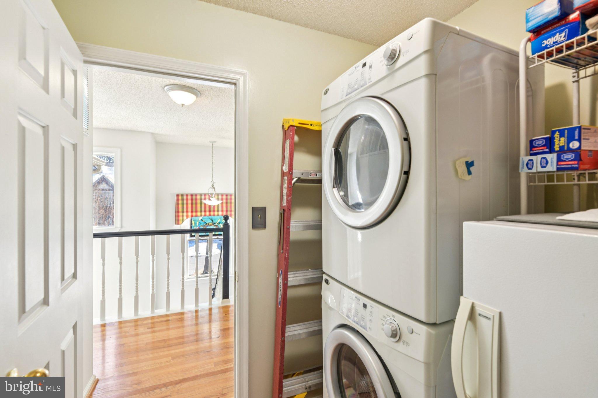 MILL CREEK - Residential