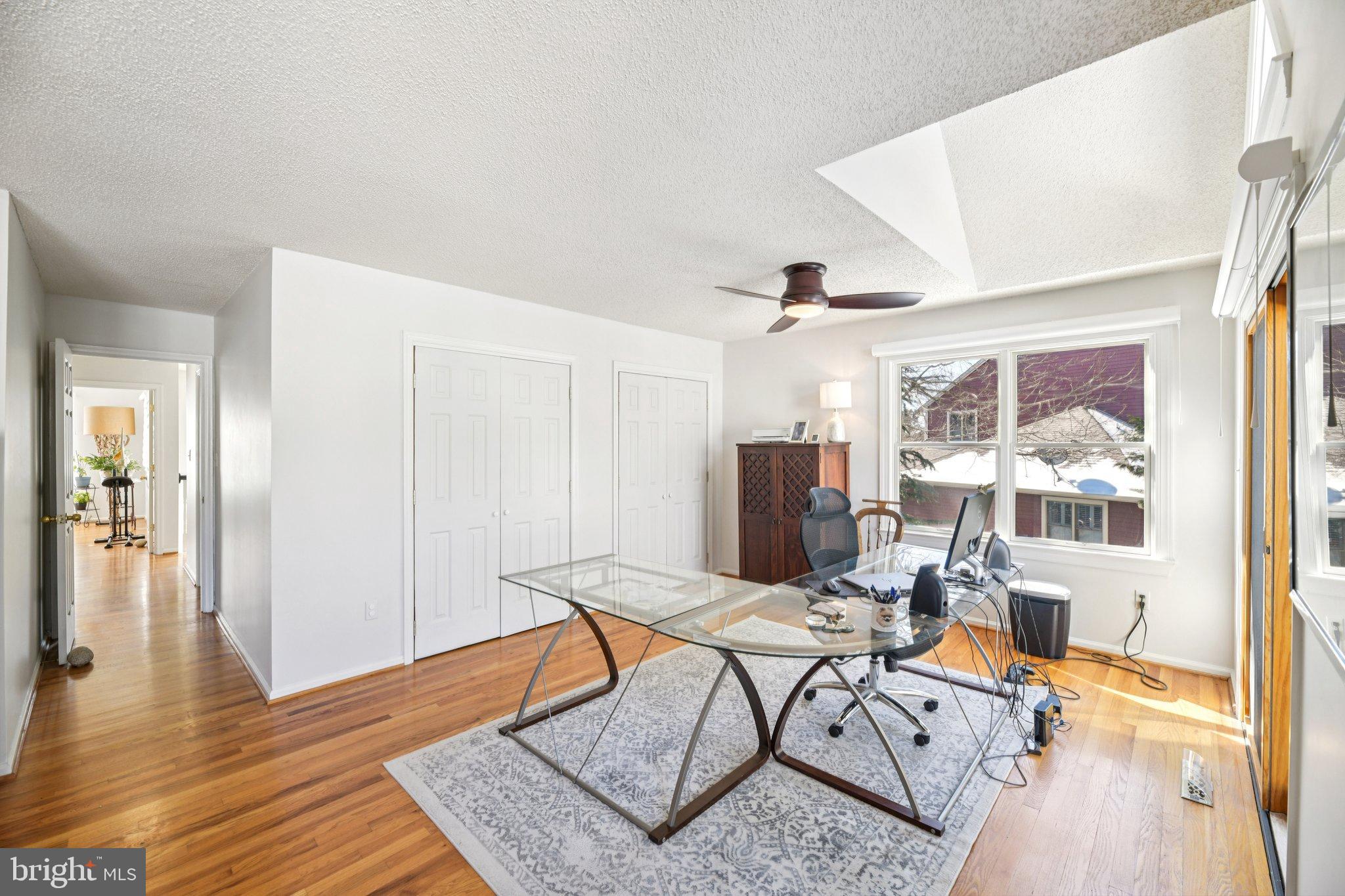 MILL CREEK - Residential