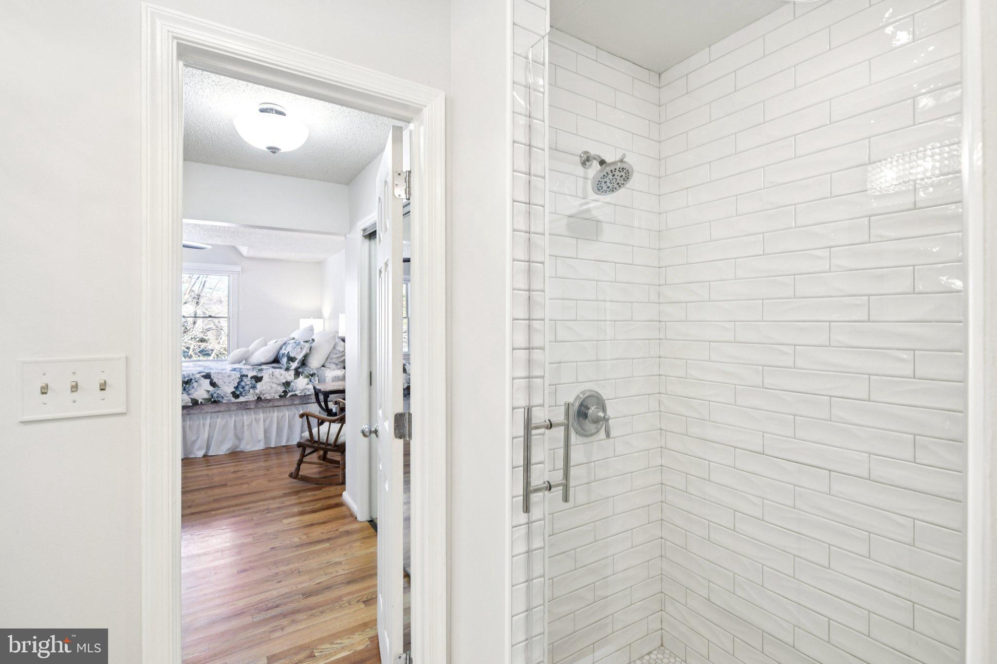 MILL CREEK - Residential