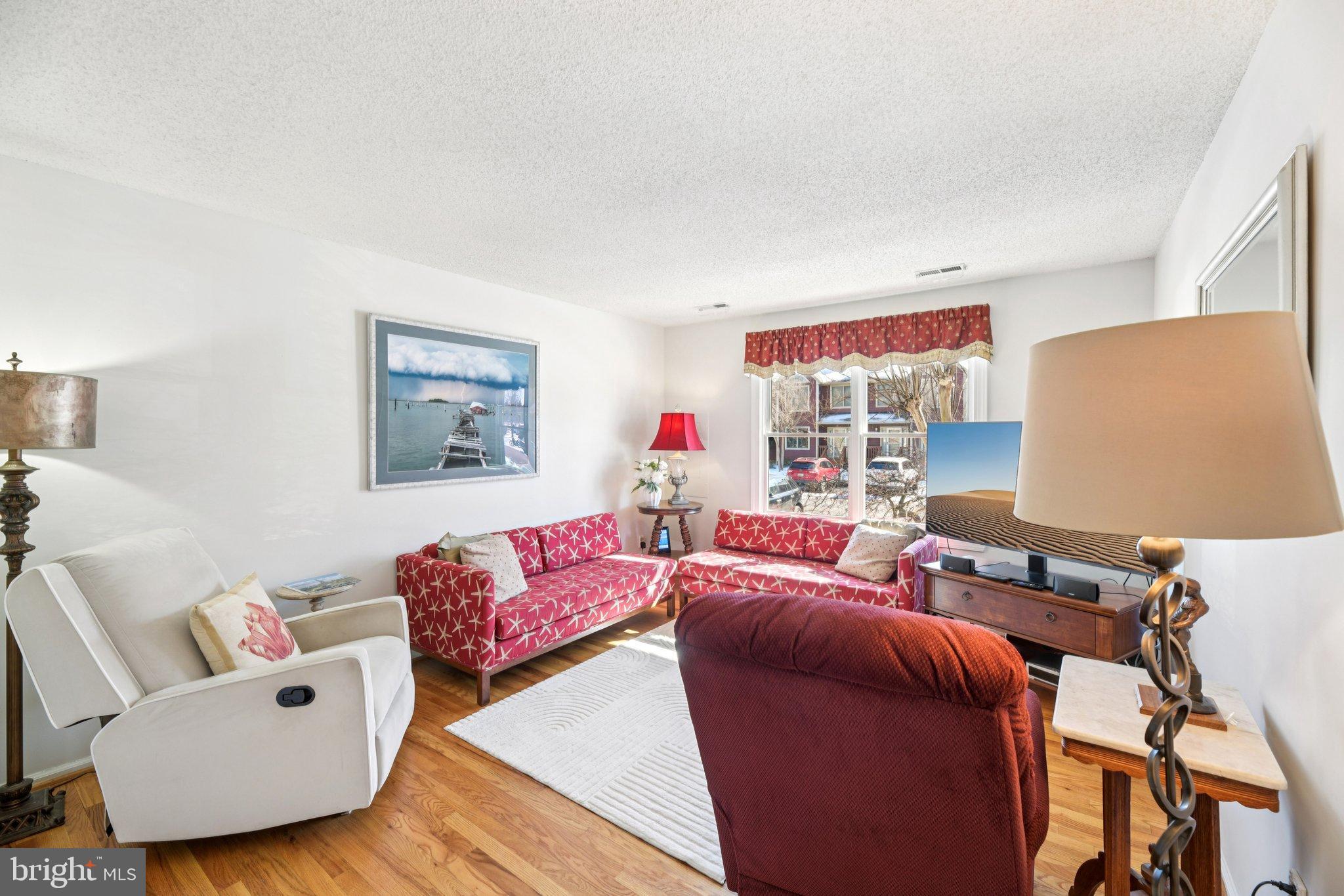 MILL CREEK - Residential