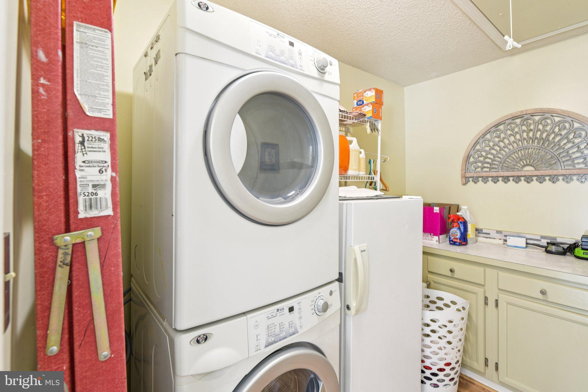 MILL CREEK - Residential