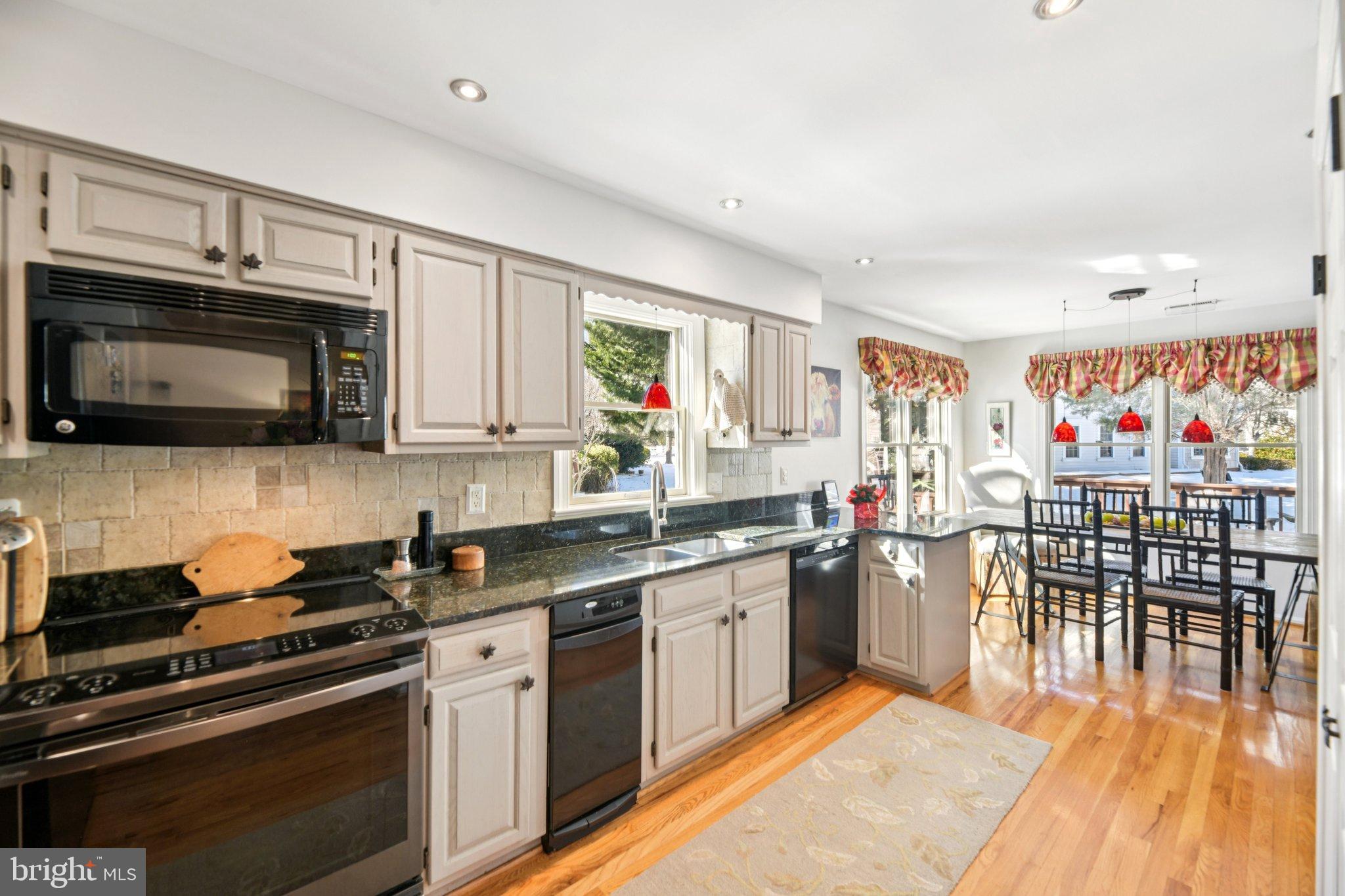 MILL CREEK - Residential