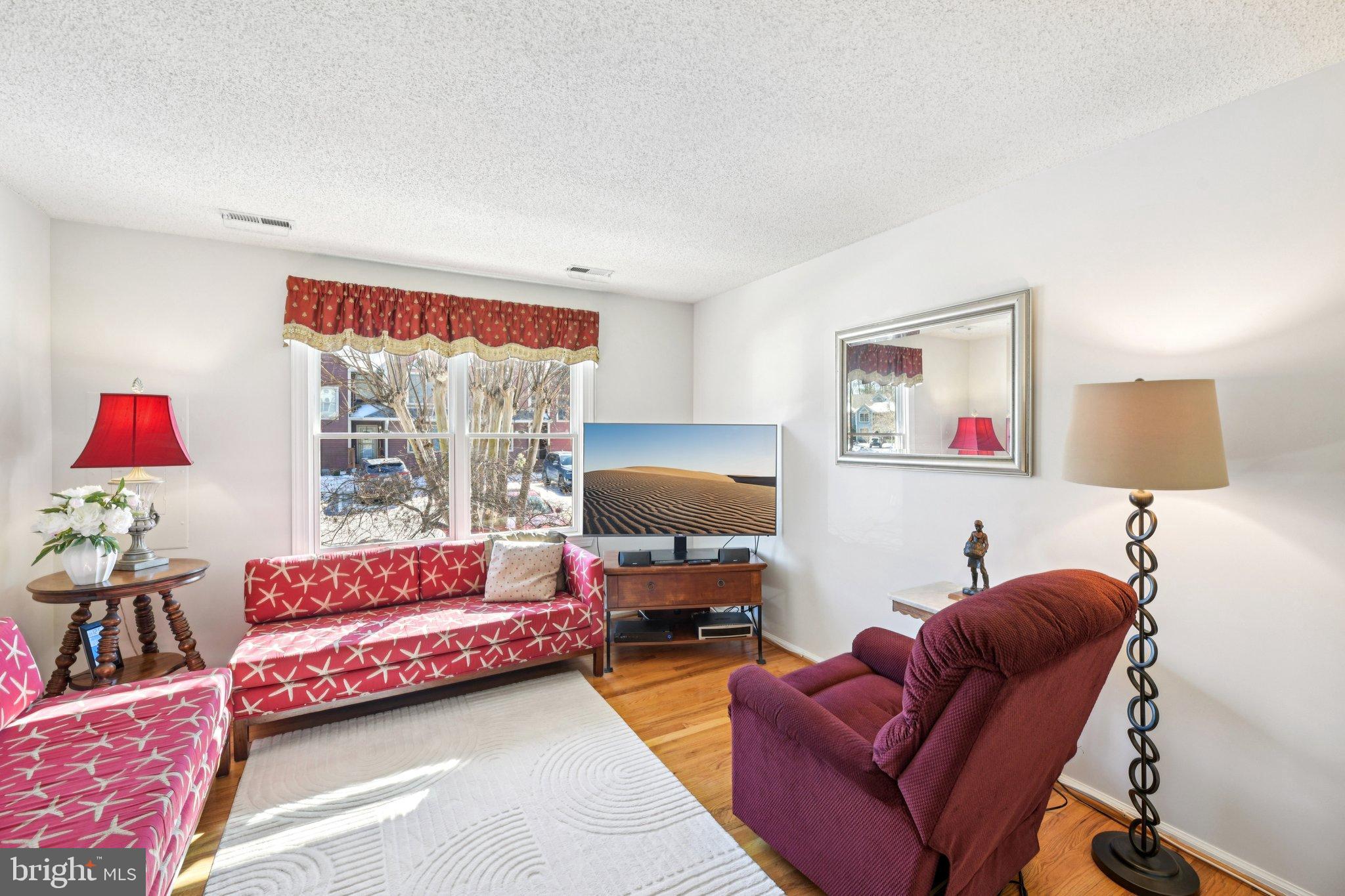 MILL CREEK - Residential