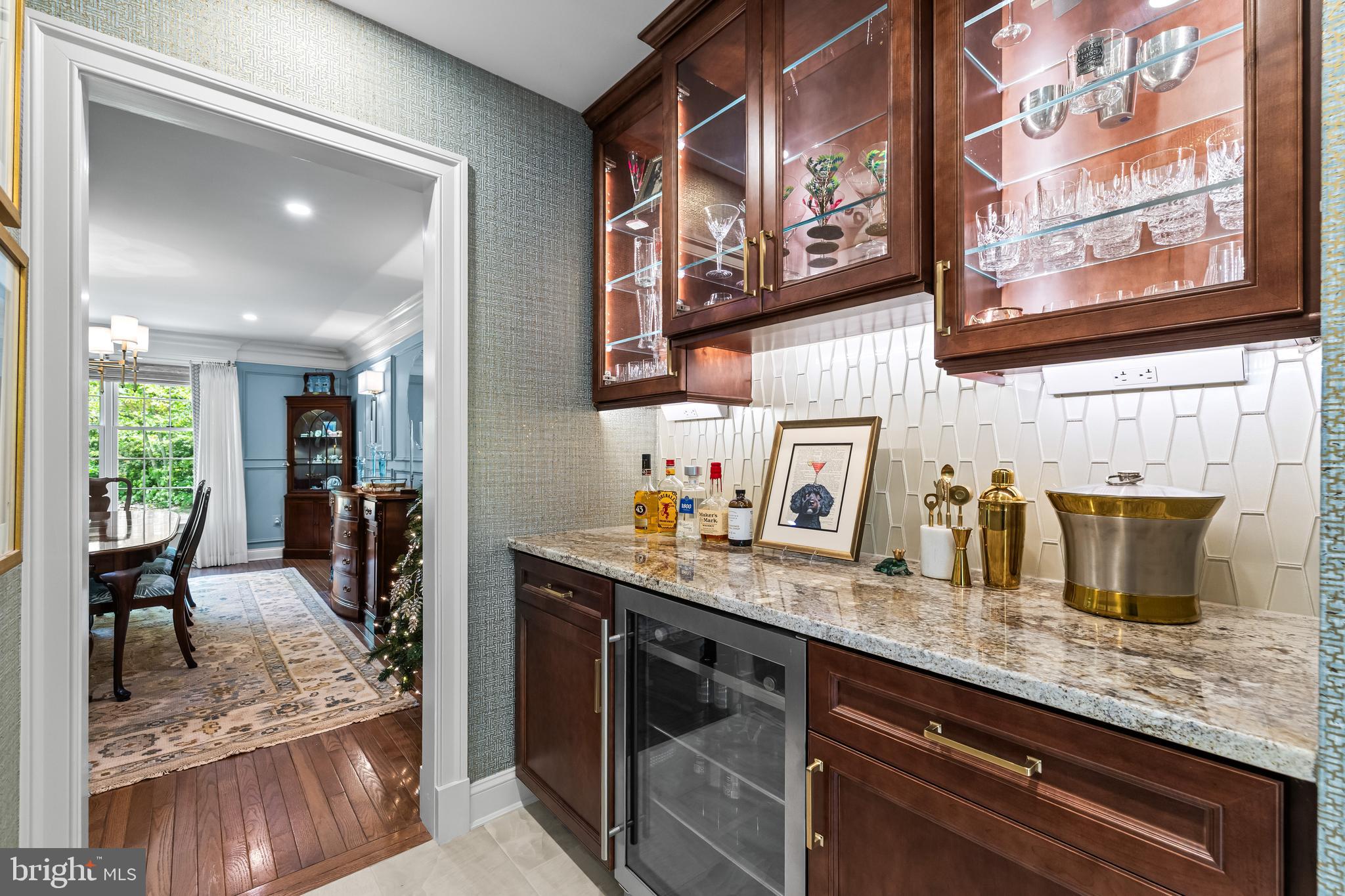 LUTHERVILLE - Residential