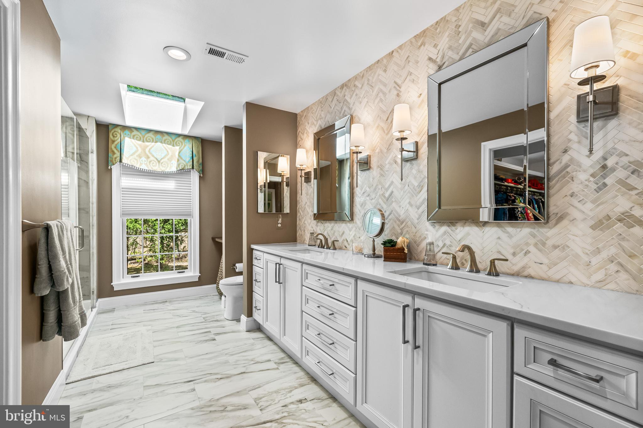 LUTHERVILLE - Residential