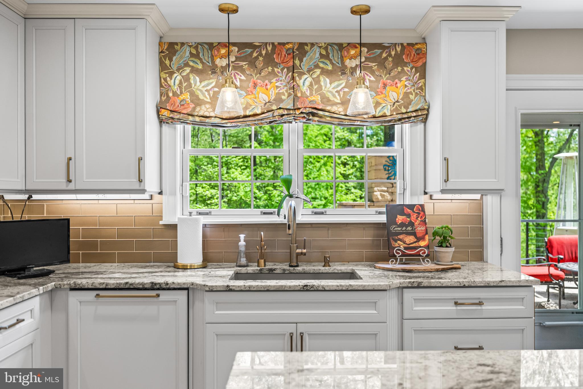 LUTHERVILLE - Residential