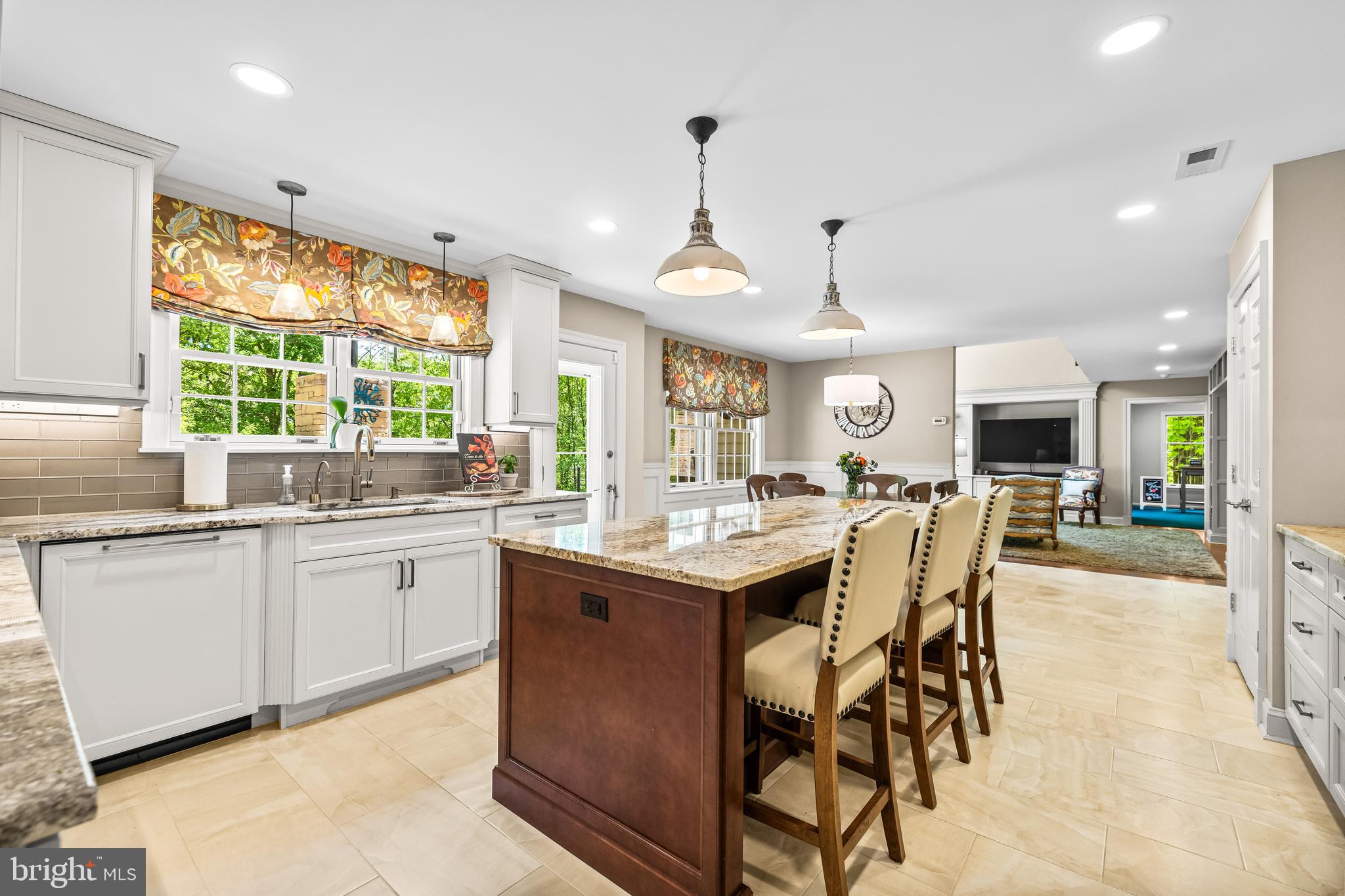 LUTHERVILLE - Residential