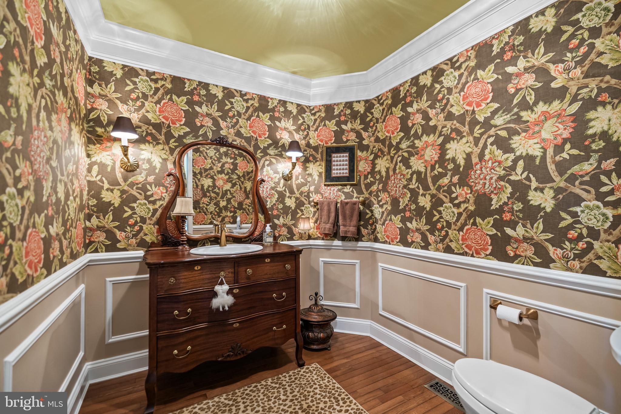LUTHERVILLE - Residential