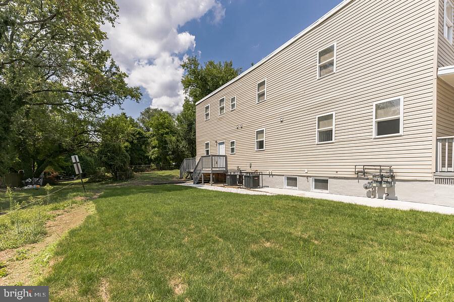 WAVERLY - Residential Income